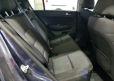 2017 Kia Sportage Lx z USA, uszkodzony, nr VIN KNDPMCAC7H7118627